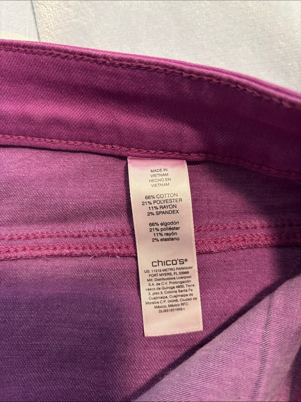 Chico's Magenta Cropped High-Rise Crop Jeans - Picture 10 of 10